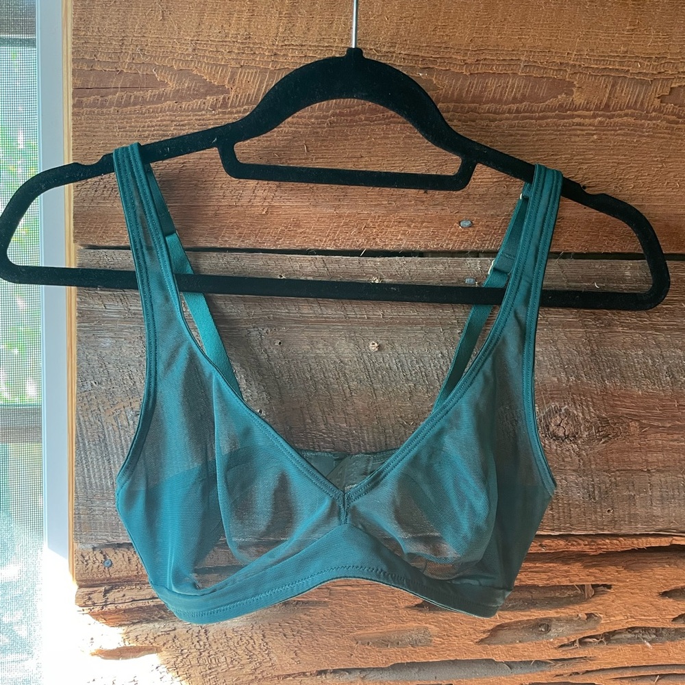CUUP wireless mesh bralette